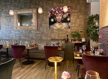 Central House Dining Room in Tipperary